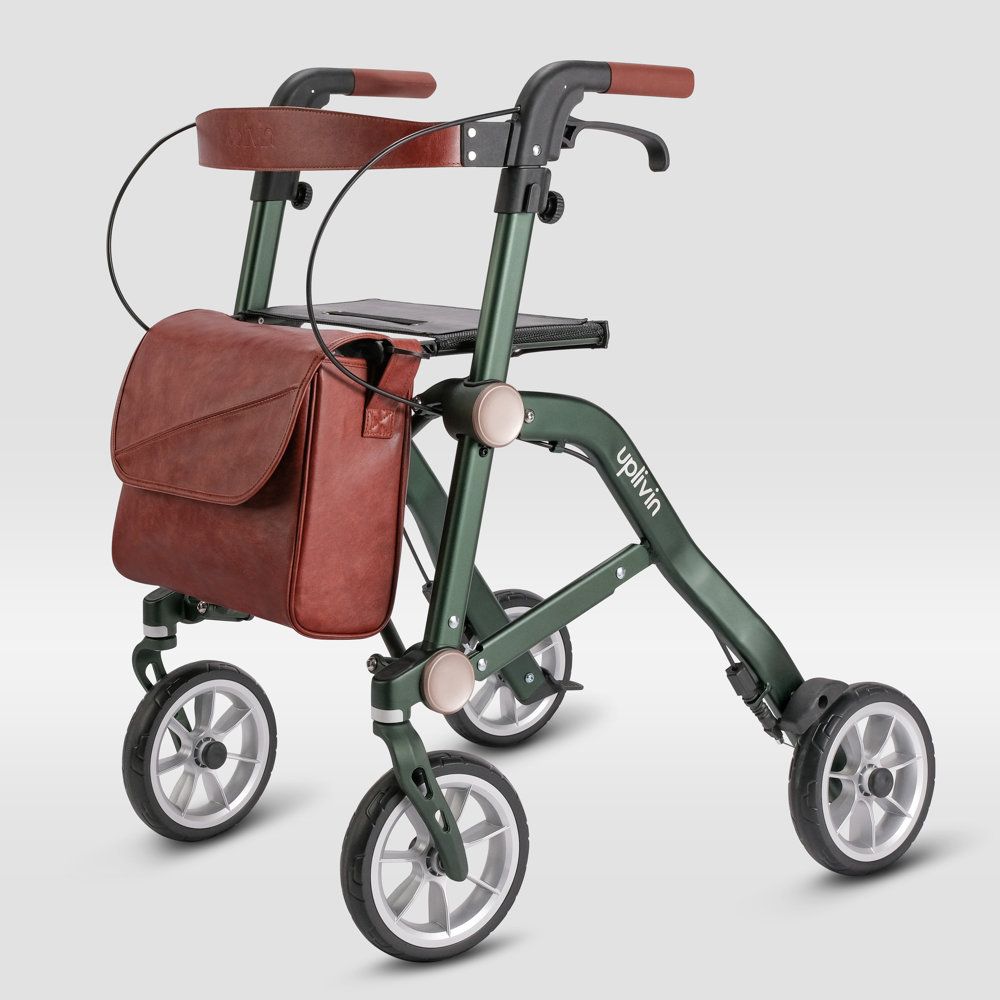 Rollator Russka Trive steht für Sie für eine Probefahrt bereit